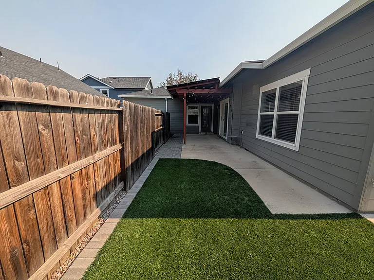 1500 Darlene Dr — Photo 16
