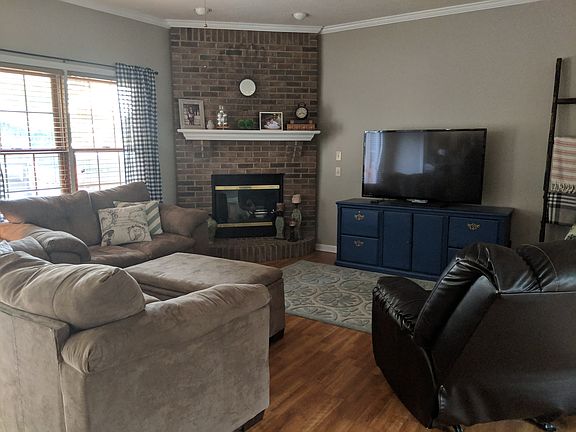 4th image of 7566 E Lakewood Dr