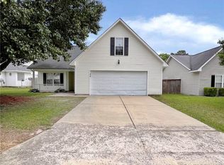 815 Nighthawk Pl, Fayetteville, NC 28314