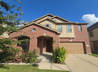 11722 Wren Crossing Dr, Houston, TX 77038