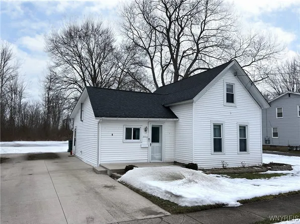 306 Witmer Rd, North Tonawanda, NY 14120