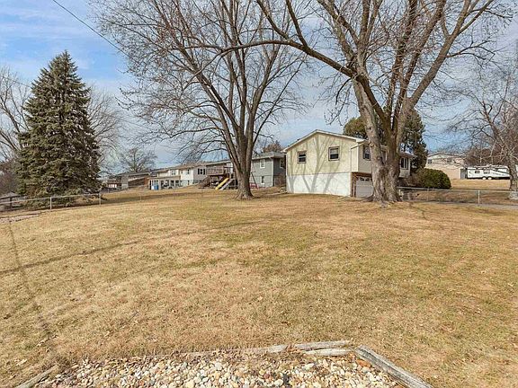 4th image of 4324 N Lincoln Ave