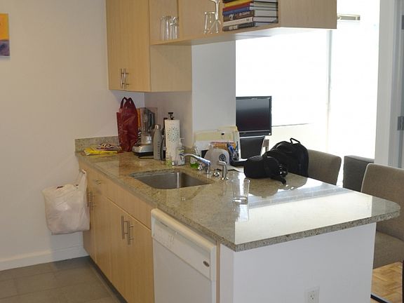 3rd image of 510 W 52nd St APT 20L