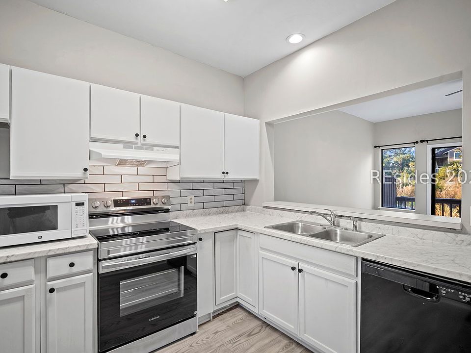 1st image of 5 Gumtree Rd APT I19
