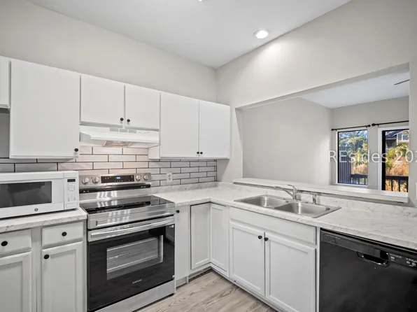 5 Gumtree Rd APT I19, Hilton Head Island, SC 29926