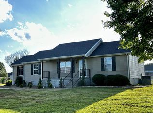 419 Davis Ln, Bell Buckle, TN 37020