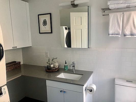 3rd image of 461 Court St #1