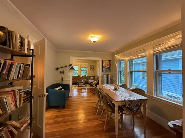15 Milton St, Cambridge, MA 02140