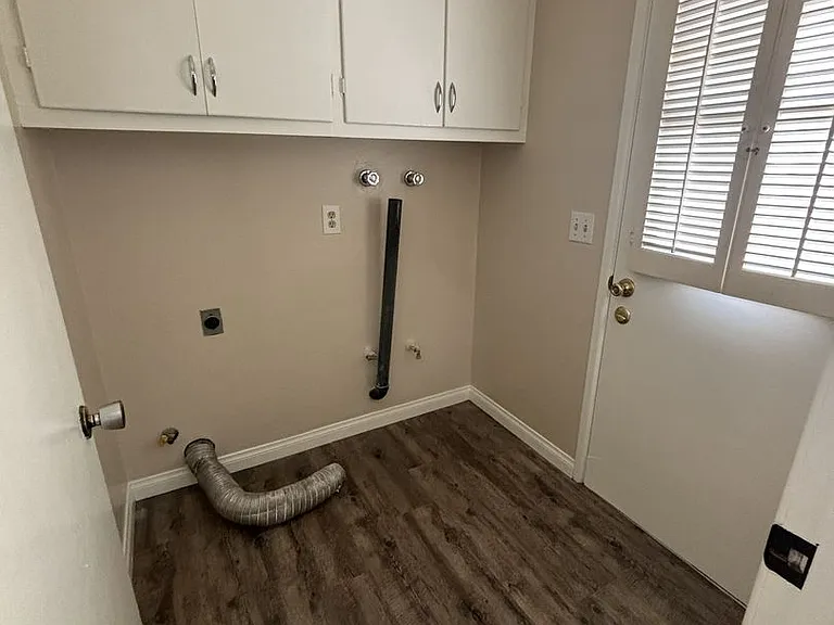 12704 Grayling Ave — Photo 7