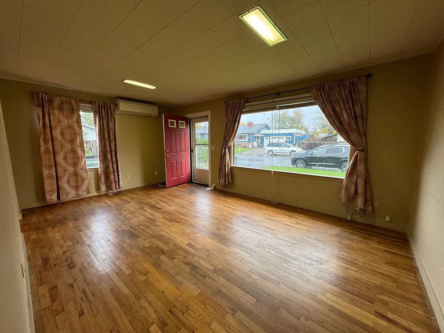 West Roseburg 2 Bedroom house — Photo 2