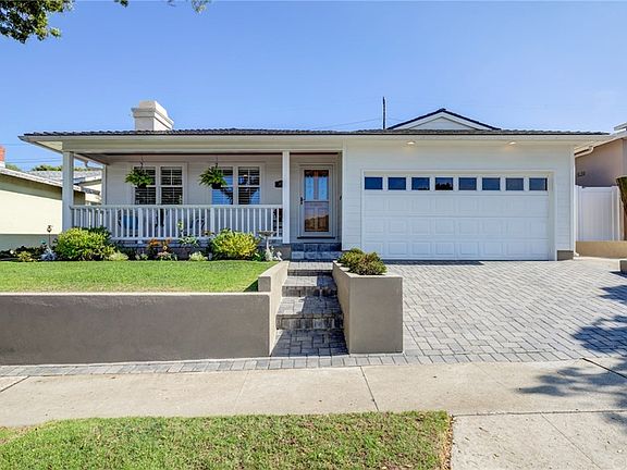 2nd image of 4702 Sharynne Ln
