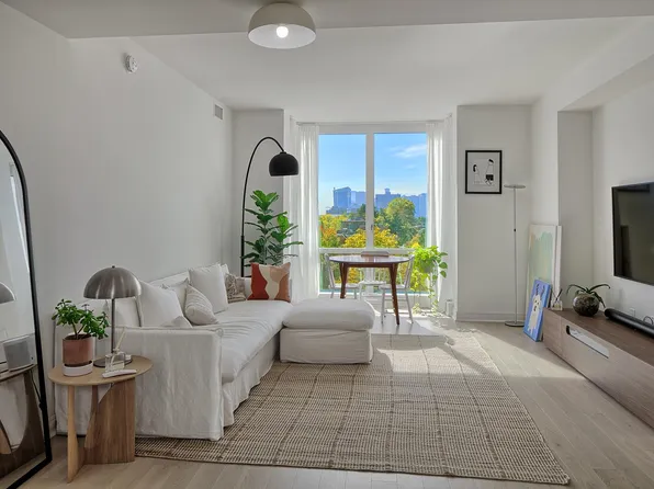 1000 Maxwell Lane image 6 of 23