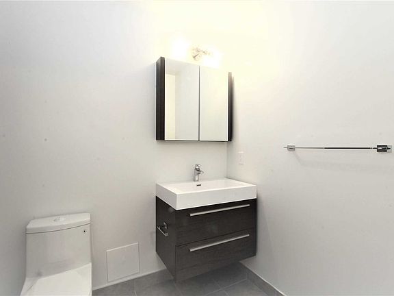 5th image of 10 Rouge Valley Dr W #703A