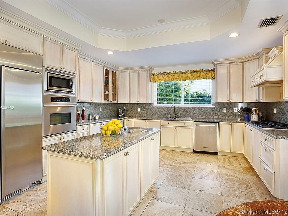 1st image of 460 Palmwood Ln