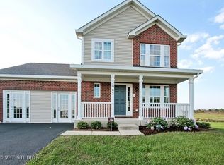 2005 Hillsboro Lane Dr, Harvard, IL 60033