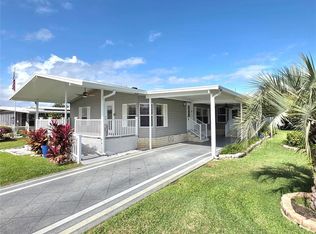 37407 Sandra Ave, Zephyrhills, FL 33542