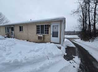 1105 Elicker Rd APT 1, New Kensington, PA 15068