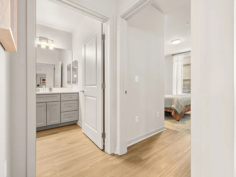 James Run Apartments — Photo 8
