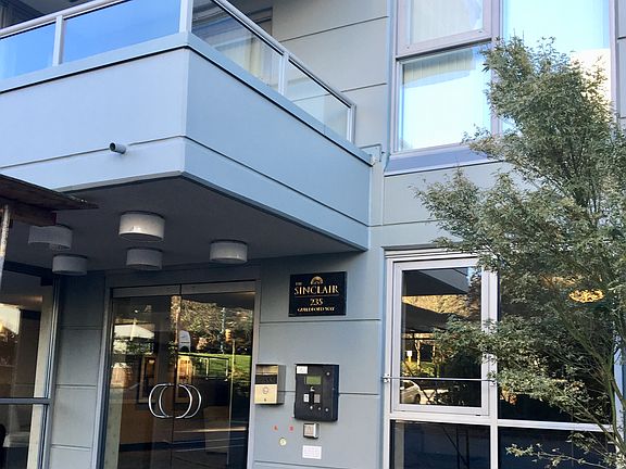 4th image of 235 Guildford Way #1604