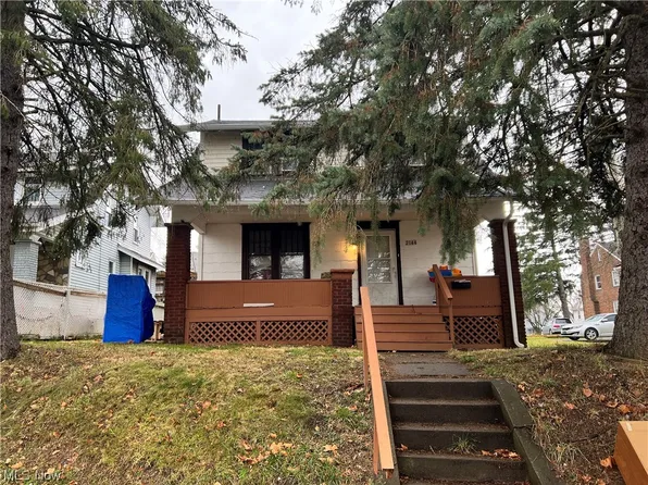 2144 2nd St NE, Canton, OH 44704