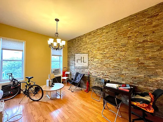 Rented by Highline Residential | media 4