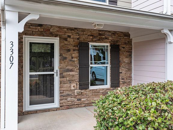 3rd image of 3307 Bartlett Cir
