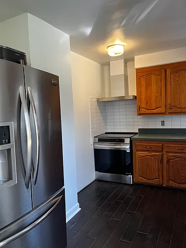 108 Ruden St #L1 Photo 1