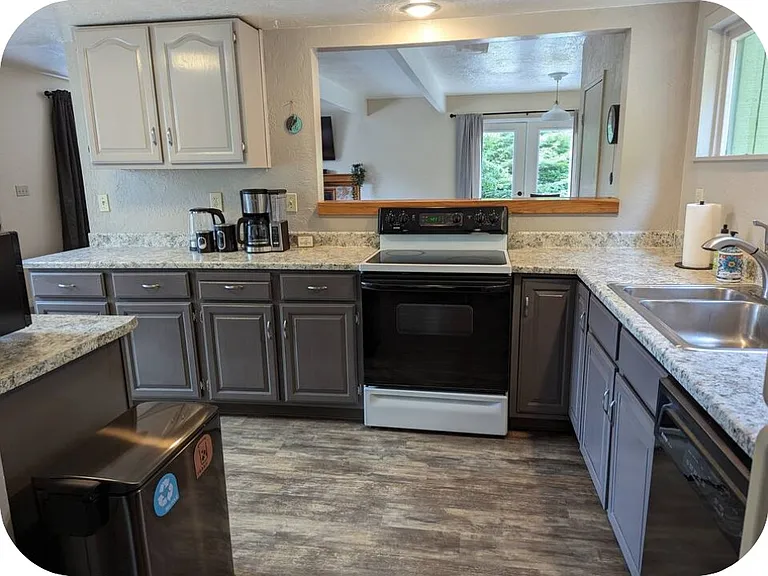 2846 Fickle Hill Rd — Photo 3