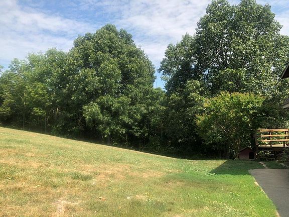 2nd image of 3397 Country Meadow Dr