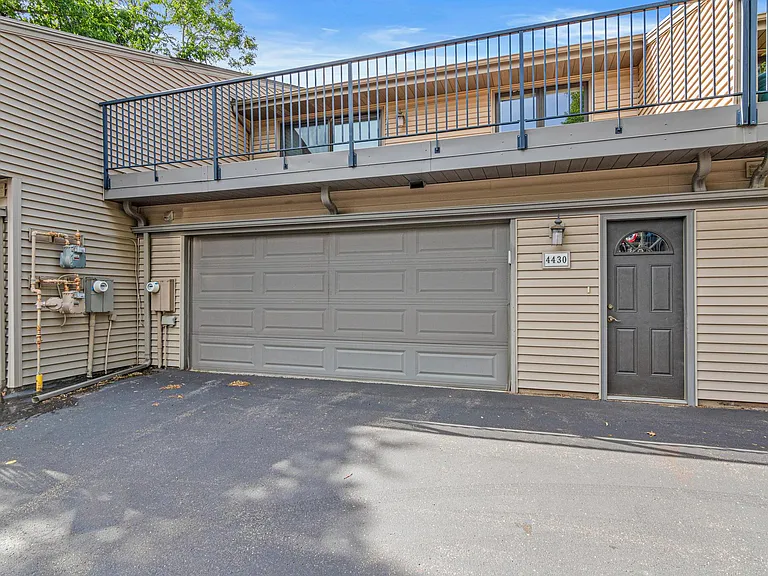 4430 Arden View Ct — Photo 19