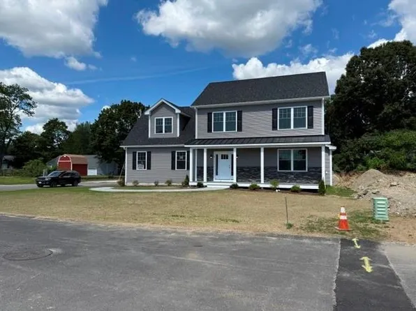 6 Christopher Rhodes Way, Warwick, RI 02888