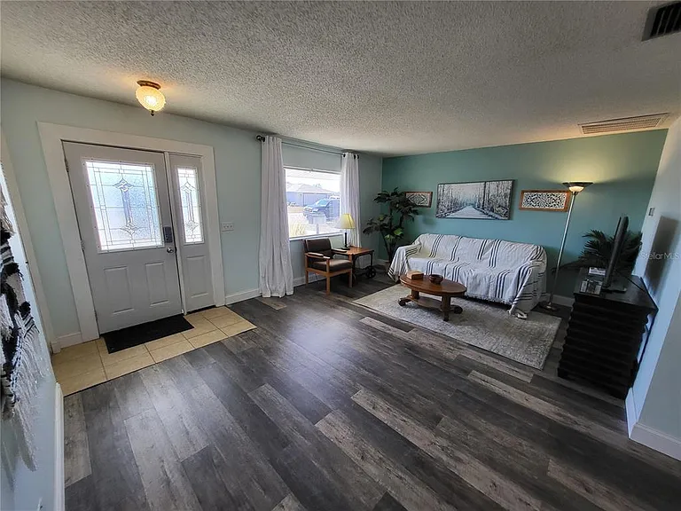 601 Allegheny Dr — Photo 10