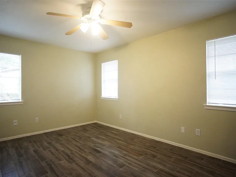 12725 Dakota Ln #B — Photo 13