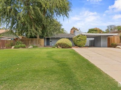 1764 E Camino Primavera, Bakersfield, CA, 93306