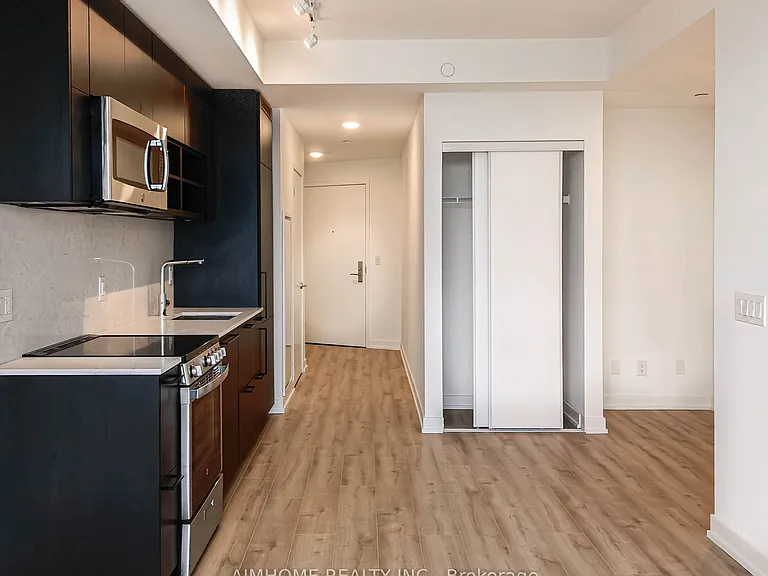 135 Liberty St #1001 — Photo 4