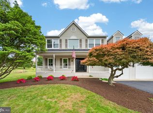 89 Autumn Dr, Stafford, VA 22556