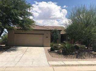 1011 S Throne Room St, Benson, AZ 85602