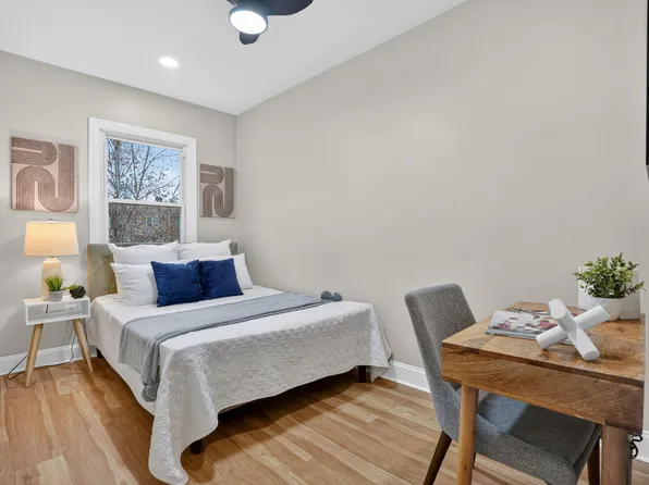 212 36th St NE APT 3, Washington, DC 20019
