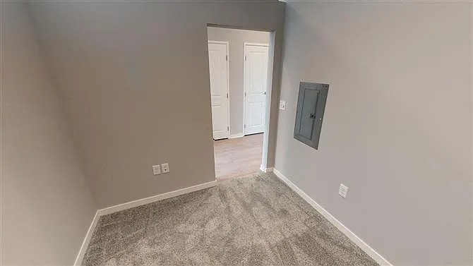 Maven Apartments — Photo 42