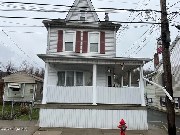 350 W Saylor St, Mount Carmel, PA 17851