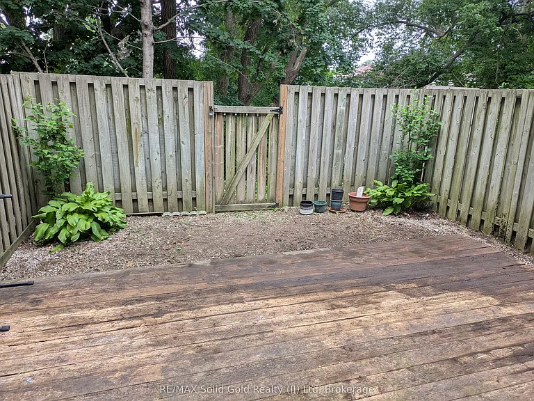 70 Morgan Ave #15 — Photo 28