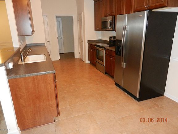 4th image of 14226 Summer Breeze Drive E