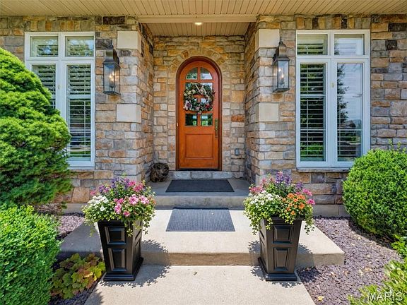 3rd image of 3105 Bear View Ct