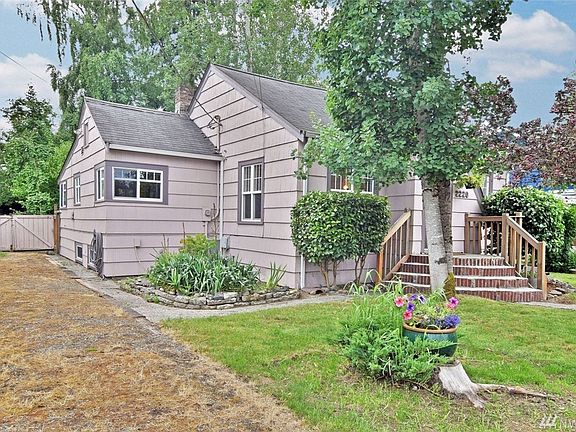 3rd image of 2220 Melvin Ave