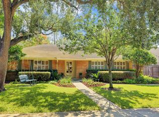 6115 Burgoyne Rd, Houston, TX 77057