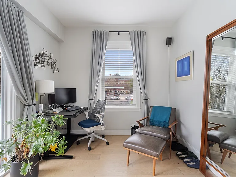 54 Pleasant St #9 — Photo 10