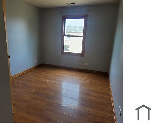 3325 W Fulton Blvd #1 — Photo 6