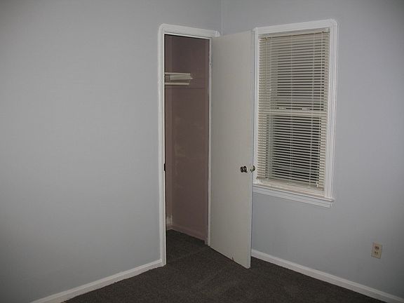 2nd image of 4537 W 170th St