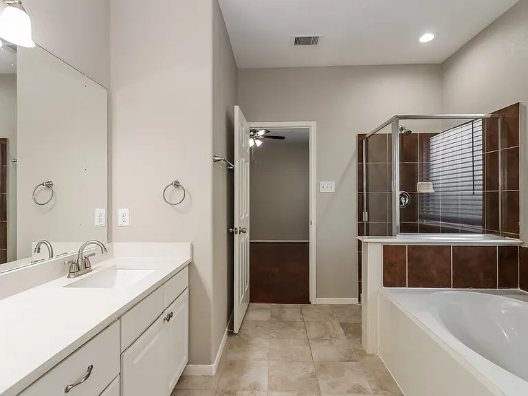 3123 Creek Arbor Cir — Photo 11