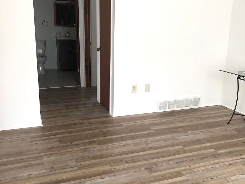 Open concept kitchen/living space